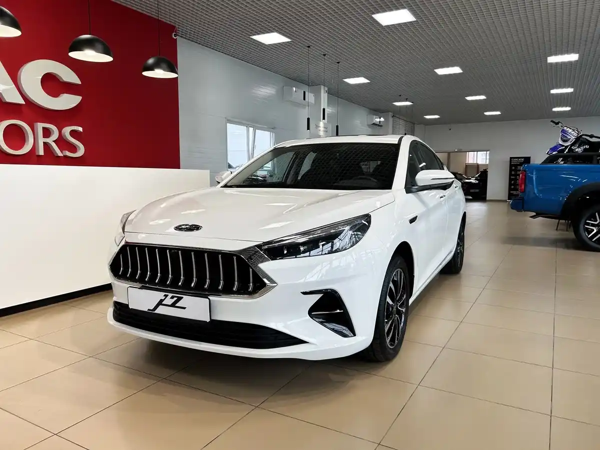 Jac J7 по цене от 760 000 рублей